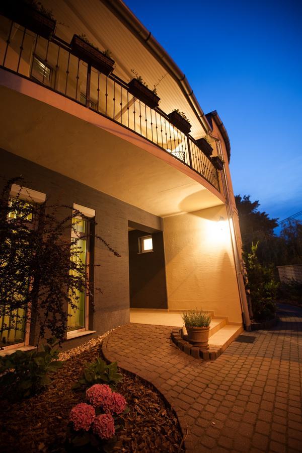 Csenge Villa Siófok Værelse billede