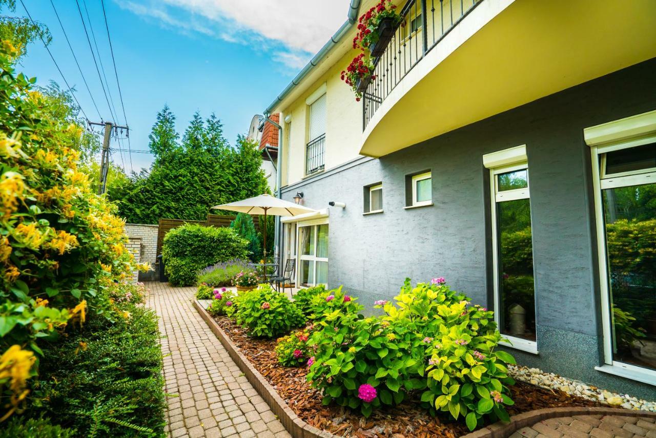 Csenge Villa Siófok Eksteriør billede